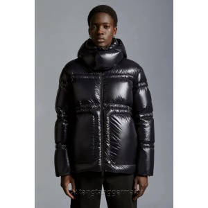 $175.00,Moncler Down Jackets For Men # 284497