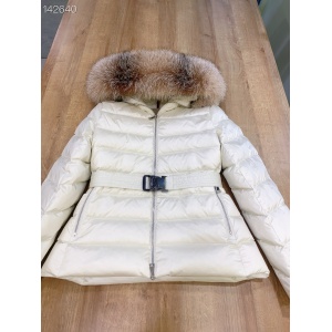 $175.00,Moncler Down Jackets For Women # 284541