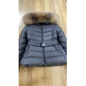 $175.00,Moncler Down Jackets For Women # 284542