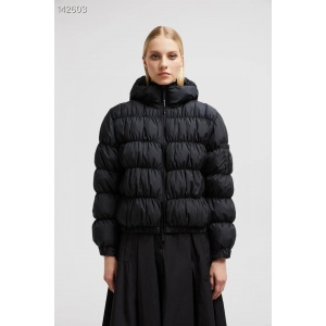 $175.00,Moncler Down Jackets For Women # 284548