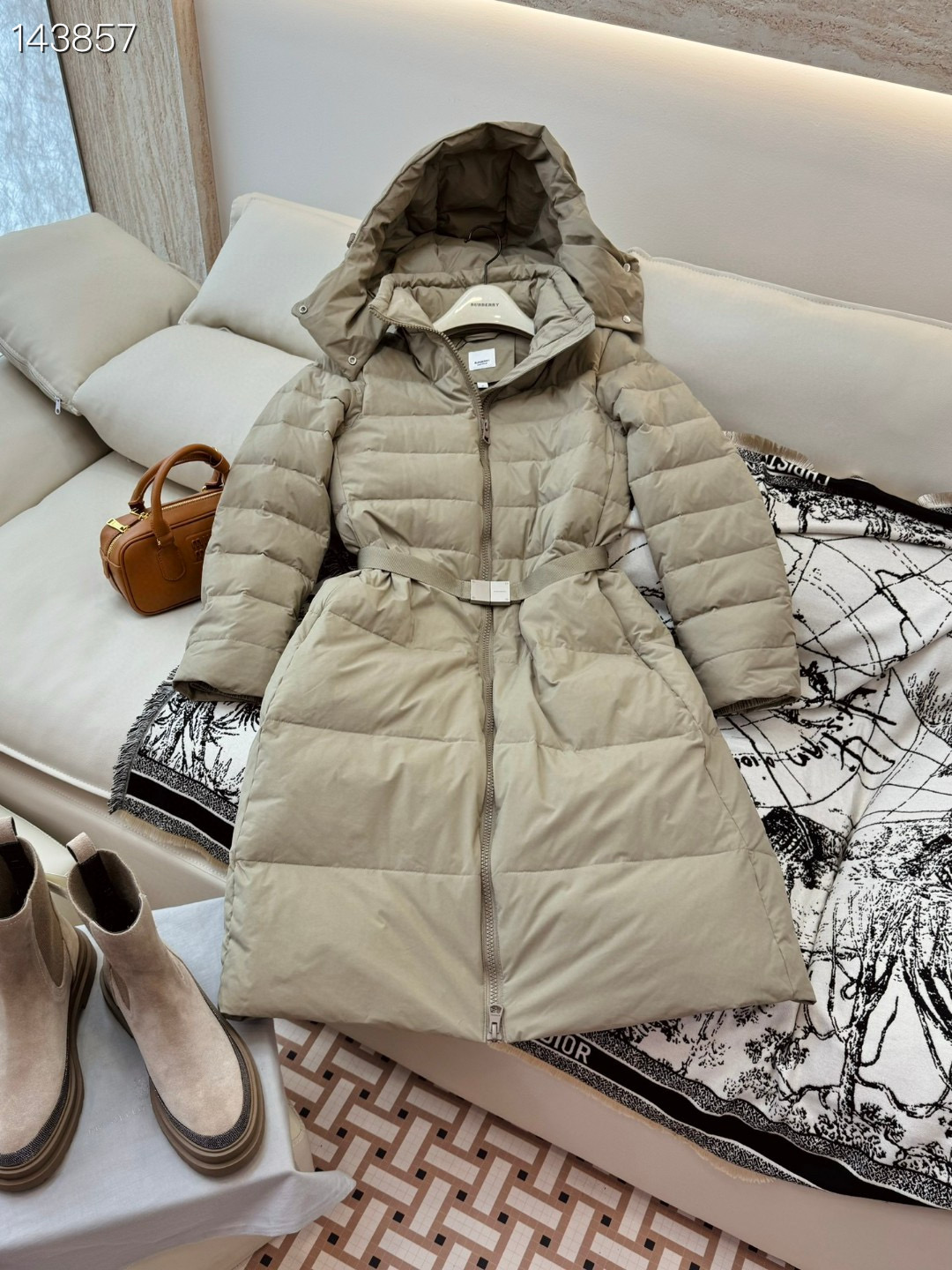 Burberry Down Coat For Women # 284765