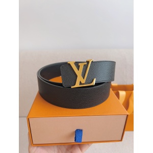 $54.00,Louis Vuitton 4.0cm Width Belts  # 285211