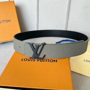 $54.00,Louis Vuitton 4.0cm Width Belts  # 285231