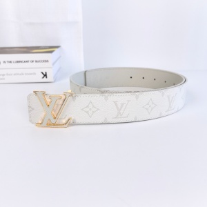 $54.00,Louis Vuitton 4.0cm Width Belts  # 285254