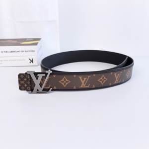 $54.00,Louis Vuitton 4.0cm Width Belts  # 285255