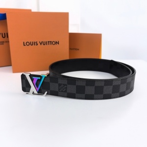 $54.00,Louis Vuitton 4.0cm Width Belts  # 285258