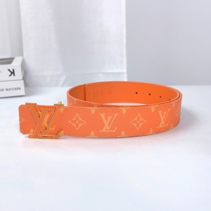 $54.00,Louis Vuitton 4.0cm Width Belts  # 285263