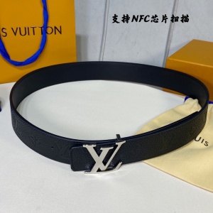 $54.00,Louis Vuitton 4.0cm Width Belts  # 285277