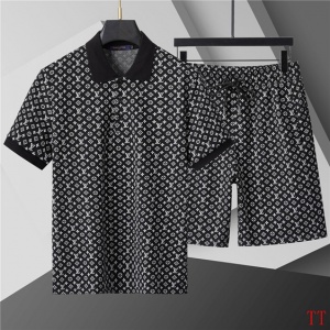 $55.00,Louis Vuitton Short Sleeve T shirts&Short Set For Men # 285847