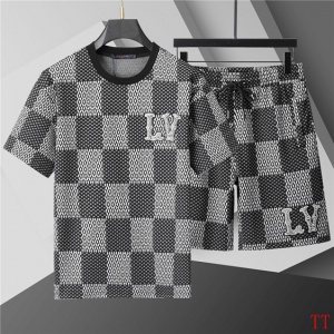 $55.00,Louis Vuitton Short Sleeve T shirts&Short Set For Men # 285852