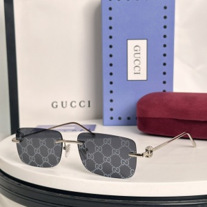 $56.00,Gucci Sunglasses  # 285937