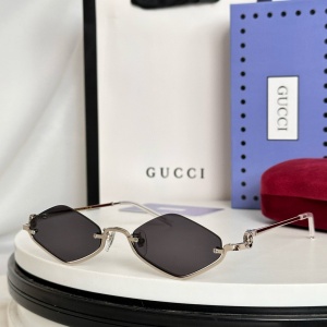 $56.00,Gucci Sunglasses  # 285941