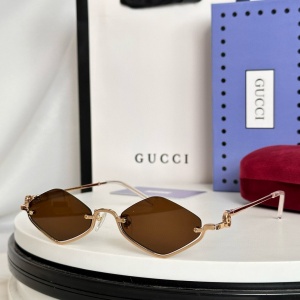 $56.00,Gucci Sunglasses  # 285942