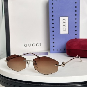$56.00,Gucci Sunglasses  # 286028
