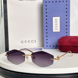 $56.00,Gucci Sunglasses  # 286033