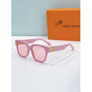 $56.00,Louis Vuitton Sunglasses  # 286345