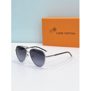 $56.00,Louis Vuitton Sunglasses  # 286350