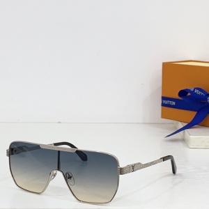 $56.00,Louis Vuitton Sunglasses  # 286381