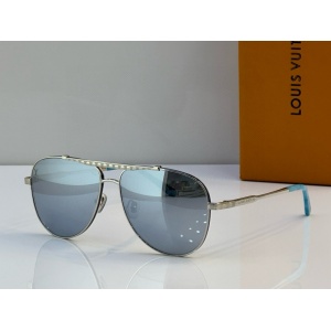 $56.00,Louis Vuitton Sunglasses  # 286382