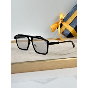 $56.00,Louis Vuitton Sunglasses  # 286405