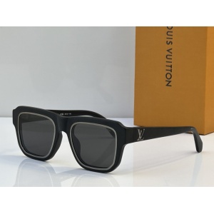 $56.00,Louis Vuitton Sunglasses  # 286407