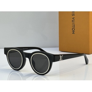 $56.00,Louis Vuitton Sunglasses  # 286417