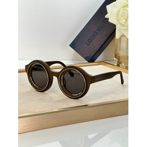 $56.00,Louis Vuitton Sunglasses  # 286420