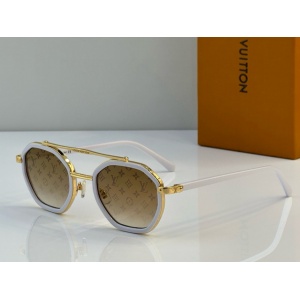 $56.00,Louis Vuitton Sunglasses  # 286435