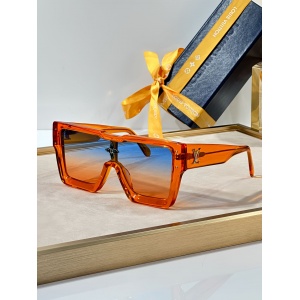 $56.00,Louis Vuitton Sunglasses  # 286445