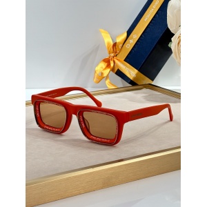 $56.00,Louis Vuitton Sunglasses  # 286454
