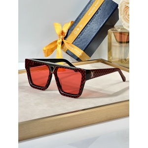 $56.00,Louis Vuitton Sunglasses  # 286463