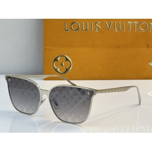$56.00,Louis Vuitton Sunglasses  # 286479