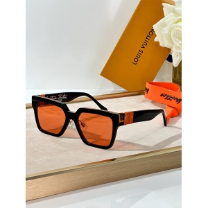 $56.00,Louis Vuitton Sunglasses  # 286486