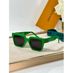 $56.00,Louis Vuitton Sunglasses  # 286487