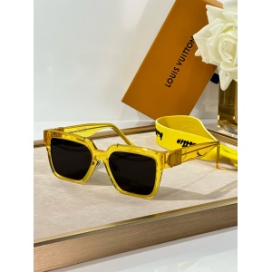$56.00,Louis Vuitton Sunglasses  # 286500