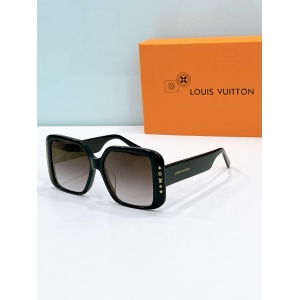 $56.00,Louis Vuitton Sunglasses  # 286524