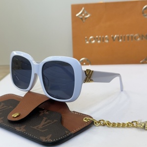 $56.00,Louis Vuitton Sunglasses  # 286532