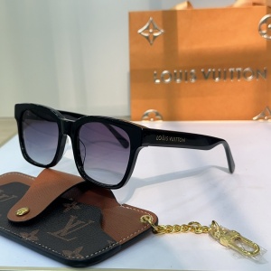$56.00,Louis Vuitton Sunglasses  # 286549