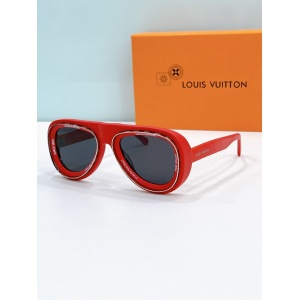 $56.00,Louis Vuitton Sunglasses  # 286572