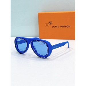$56.00,Louis Vuitton Sunglasses  # 286575