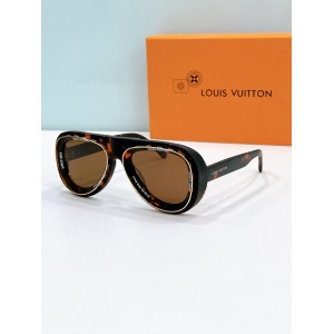 $56.00,Louis Vuitton Sunglasses  # 286576