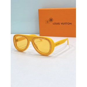 $56.00,Louis Vuitton Sunglasses  # 286577