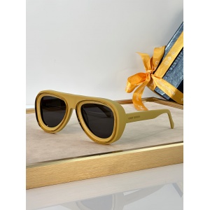 $56.00,Louis Vuitton Sunglasses  # 286605