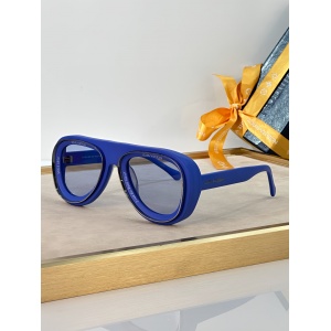 $56.00,Louis Vuitton Sunglasses  # 286607
