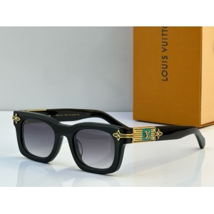 $56.00,Louis Vuitton Sunglasses  # 286625