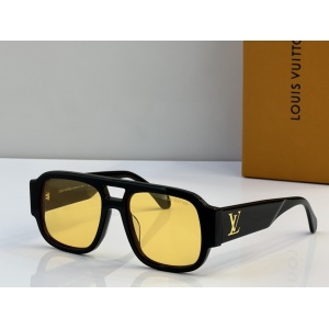 $56.00,Louis Vuitton Sunglasses  # 286637