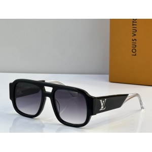 $56.00,Louis Vuitton Sunglasses  # 286642