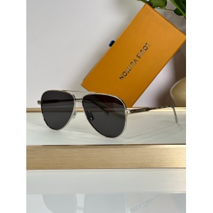 $56.00,Louis Vuitton Sunglasses  # 286643