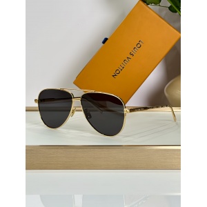 $56.00,Louis Vuitton Sunglasses  # 286647