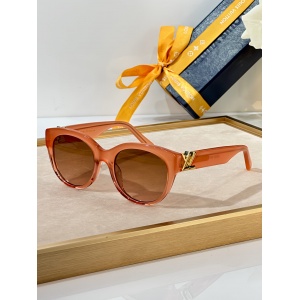 $56.00,Louis Vuitton Sunglasses  # 286652